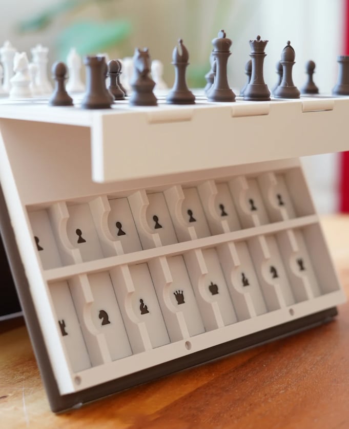 International Magnetic Chess Box